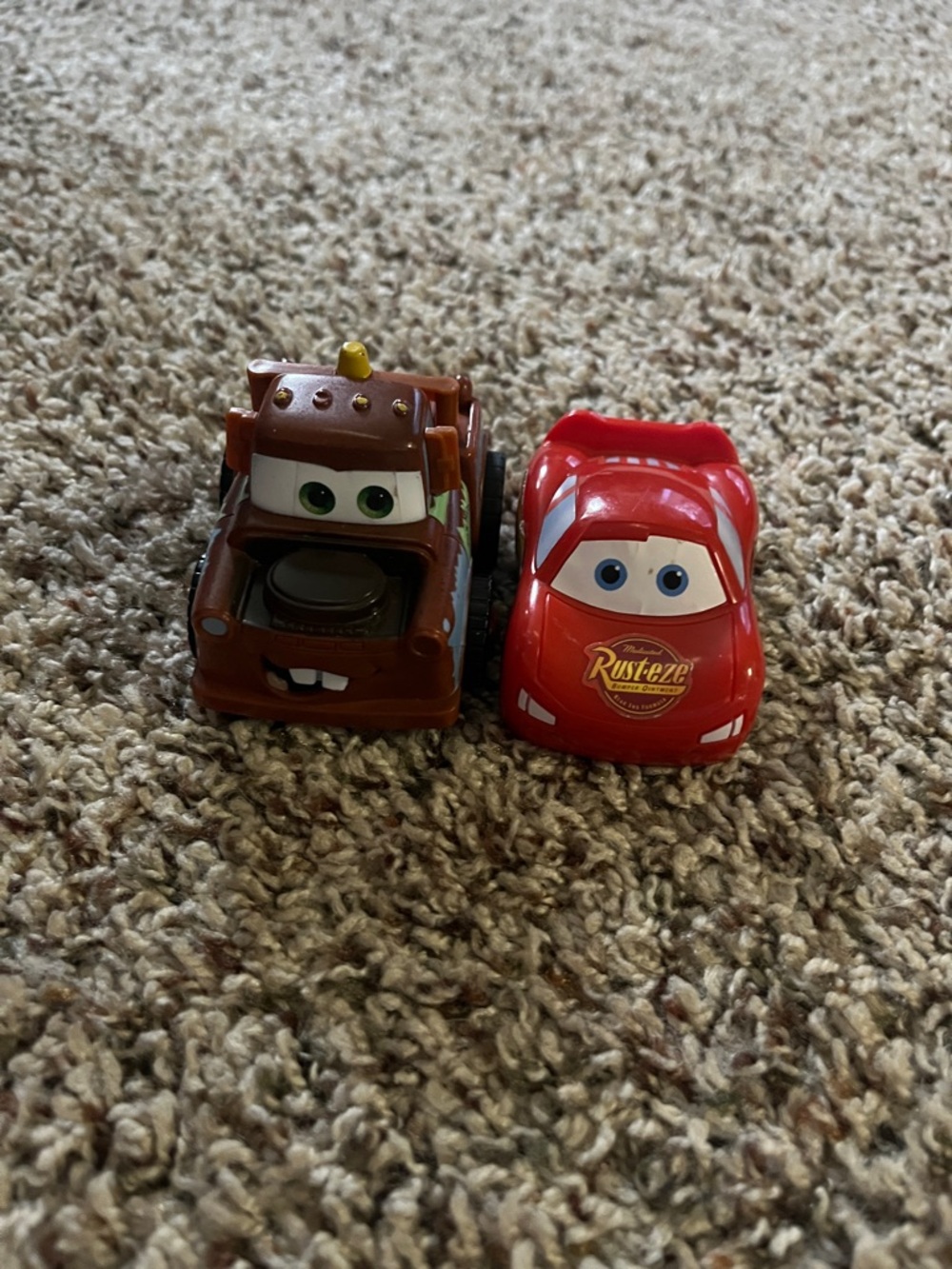 Cars Lightning McQueen & Mater Toy Car Set - Red & Brown